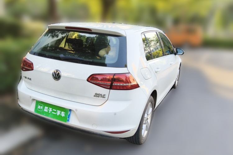 Used Volkswagen Golf 2016 230TSI Automatic Comfort Version Rear Right 45 Deg