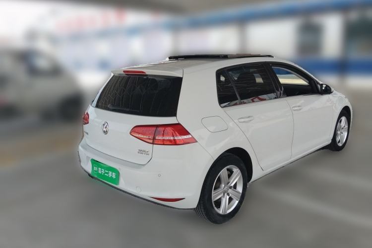 Used Volkswagen Golf 2016 230TSI Automatic Comfort Version Rear Right 45 Deg