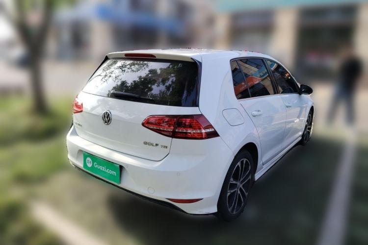 Used Volkswagen Golf 2016 1.4TSI Automatic R-Line Rear Right 45 Deg