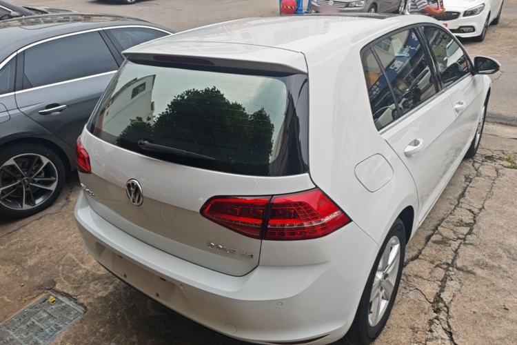 Used Volkswagen Golf 2016 230TSI Automatic Comfort Version Rear Right 45 Deg