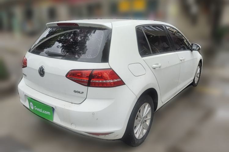 Used Volkswagen Golf 2016 1.6L Automatic Fashion Model Rear Right 45 Deg
