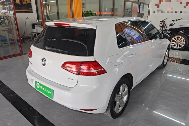 Used Volkswagen Golf 2016 1.6L Automatic Comfort Model Rear Right 45 Deg
