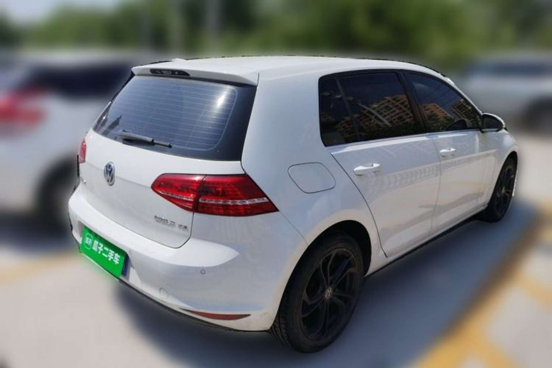 Used Volkswagen Golf 2016 230TSI Automatic Luxury Version Rear Right 45 Deg