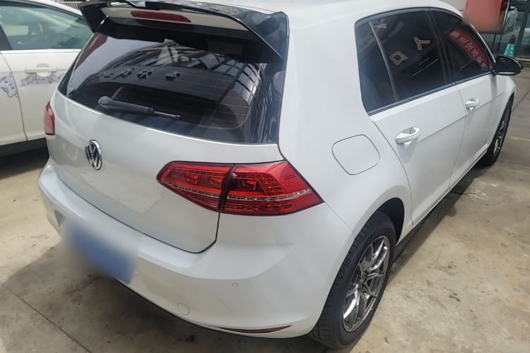 Used Volkswagen Golf 2016 230TSI Automatic Comfort Version Rear Right 45 Deg