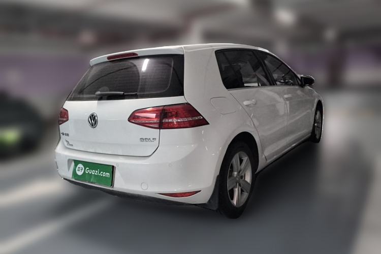Used Volkswagen Golf 2016 1.6L Automatic Comfort Model Rear Right 45 Deg