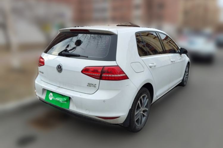 Used Volkswagen Golf 2016 230TSI Automatic Luxury Version Rear Right 45 Deg