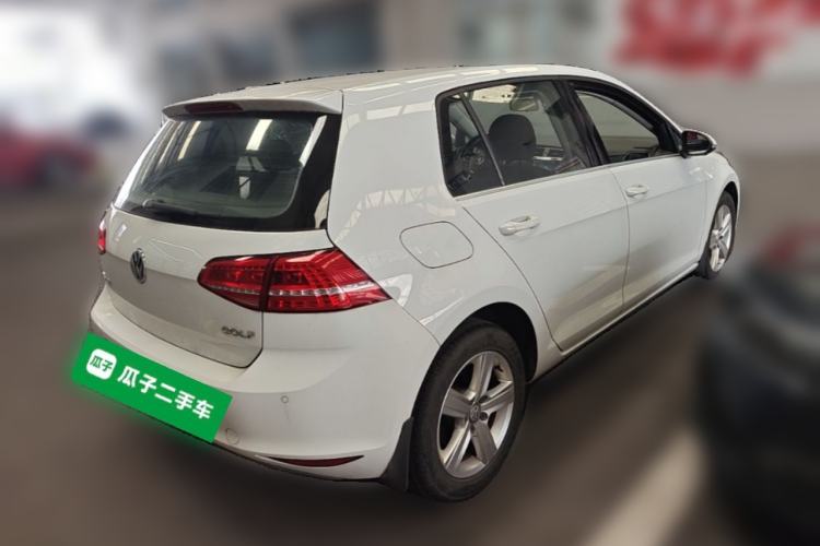 Used Volkswagen Golf 2016 1.6L Automatic Comfort Model Rear Right 45 Deg