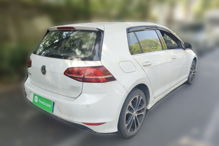 Used Volkswagen Golf 2016 1.4TSI Automatic R-Line Rear Right 45 Deg