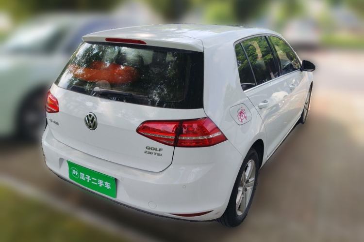 Used Volkswagen Golf 2016 230TSI Automatic Comfort Version Rear Right 45 Deg