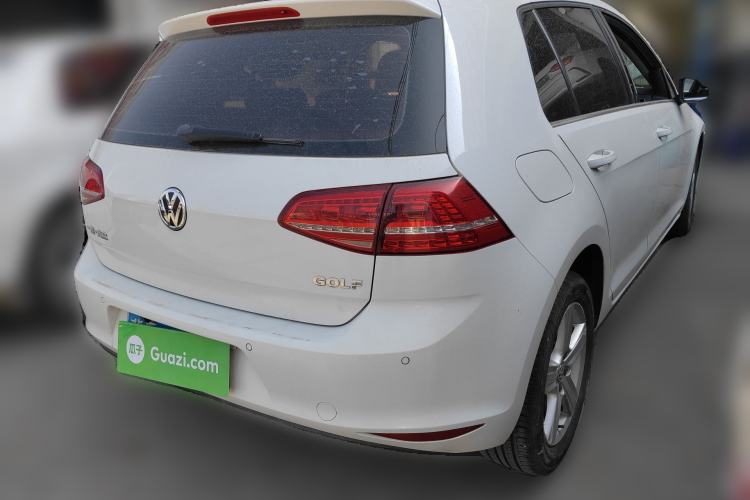 Used Volkswagen Golf 2016 1.6L Automatic Comfort Model Rear Right 45 Deg