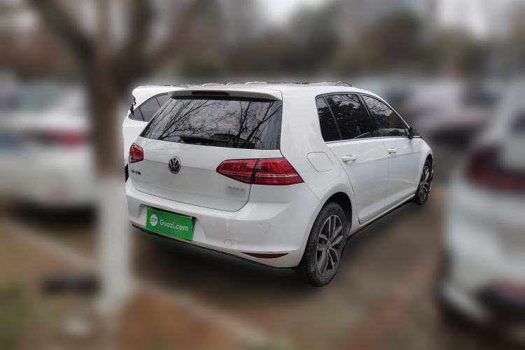 Used Volkswagen Golf 2016 230TSI Automatic Luxury Version Rear Right 45 Deg