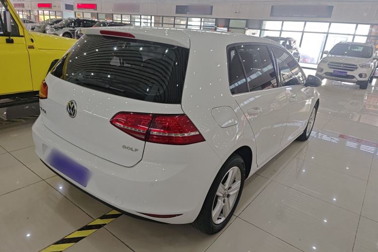 Used Volkswagen Golf 2016 1.6L Automatic Comfort Model Rear Right 45 Deg