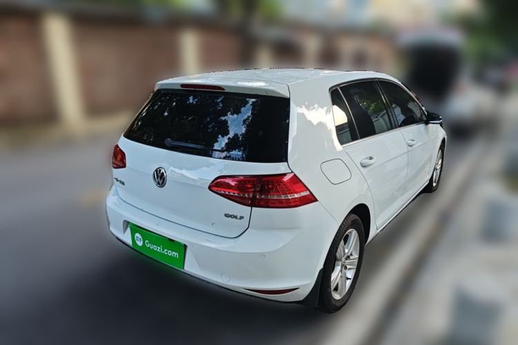 Used Volkswagen Golf 2016 1.6L Automatic Comfort Model Rear Right 45 Deg