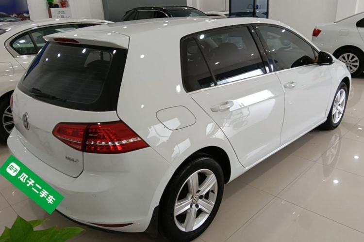 Used Volkswagen Golf 2016 1.6L Automatic Comfort Model Rear Right 45 Deg