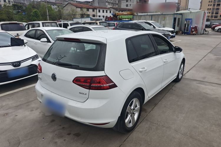 Used Volkswagen Golf 2016 1.6L Automatic Comfort Model Rear Right 45 Deg