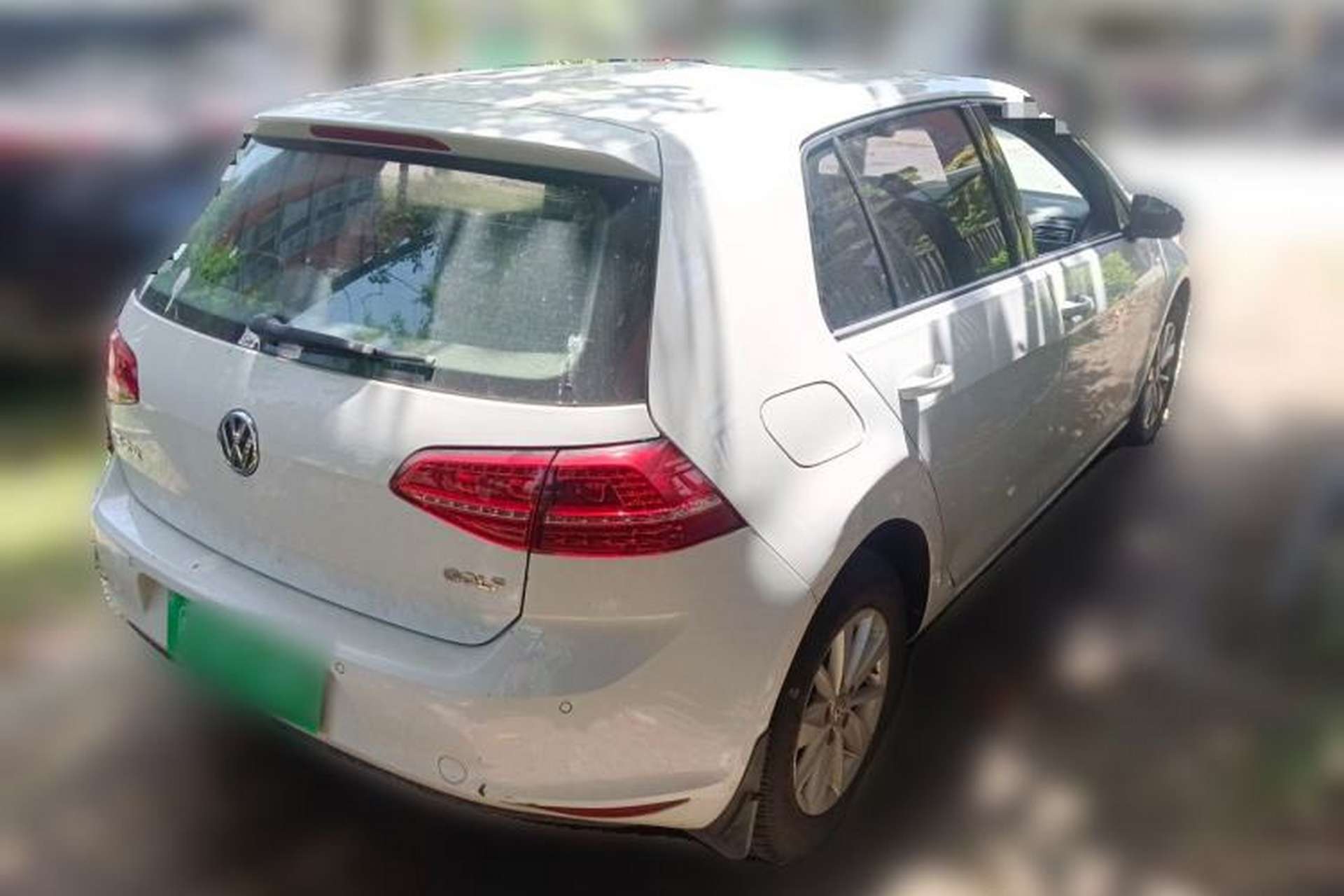Used Volkswagen Golf 2016 1.6L Automatic Fashion Model Rear Right 45 Deg
