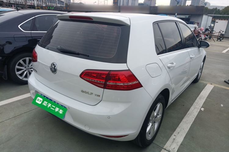 Used Volkswagen Golf 2016 230TSI Automatic Comfort Version Rear Right 45 Deg