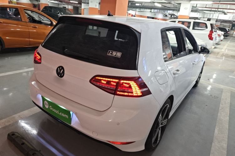 Used Volkswagen Golf 2016 1.4TSI Automatic R-Line Rear Right 45 Deg