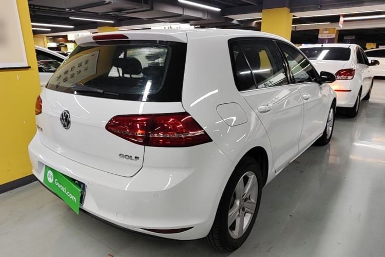 Used Volkswagen Golf 2016 1.6L Automatic Comfort Model Rear Right 45 Deg