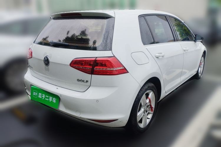 Used Volkswagen Golf 2016 1.6L Automatic Comfort Model Rear Right 45 Deg