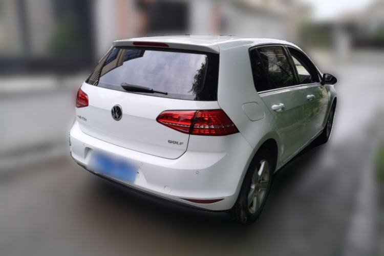 Used Volkswagen Golf 2016 1.6L Automatic Comfort Model Rear Right 45 Deg