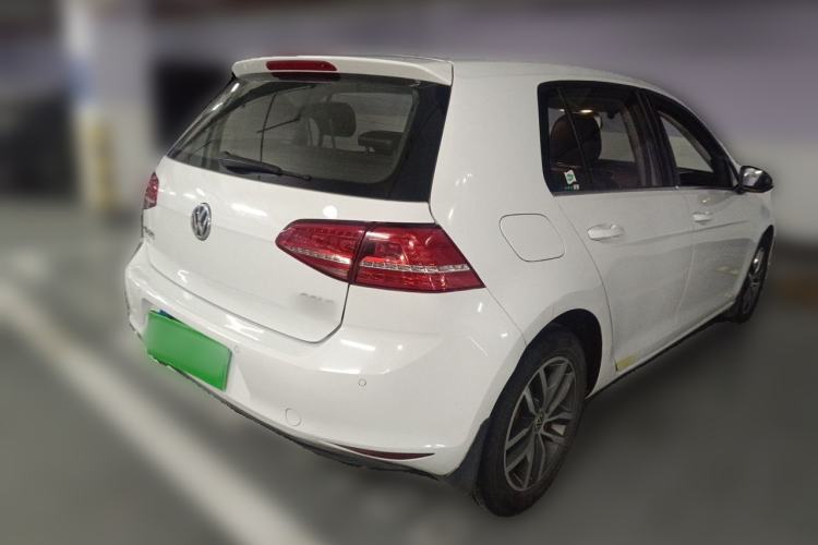 Used Volkswagen Golf 2016 230TSI Automatic Luxury Version Rear Right 45 Deg