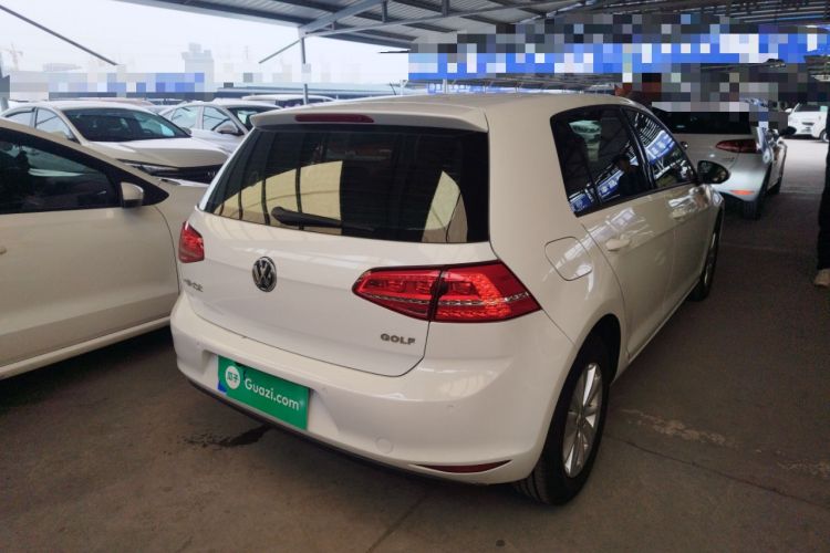 Used Volkswagen Golf 2016 1.6L Automatic Fashion Model Rear Right 45 Deg