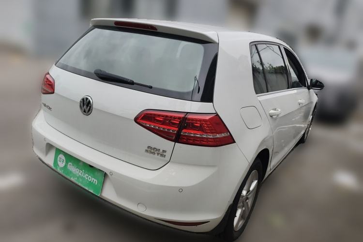 Used Volkswagen Golf 2016 230TSI Manual Comfort Version Rear Right 45 Deg