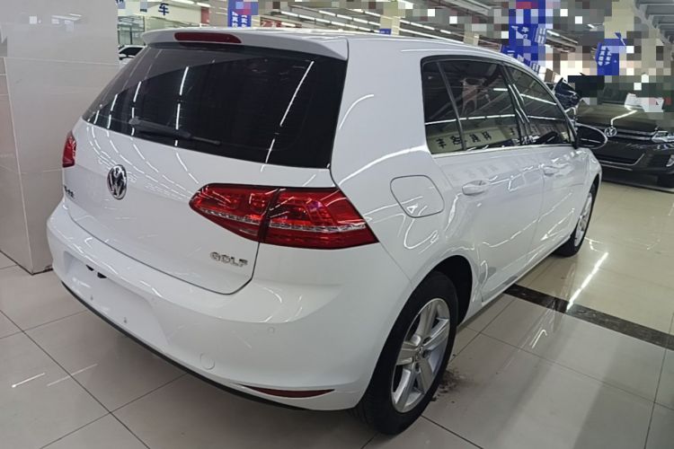 Used Volkswagen Golf 2016 1.6L Automatic Comfort Model Rear Right 45 Deg