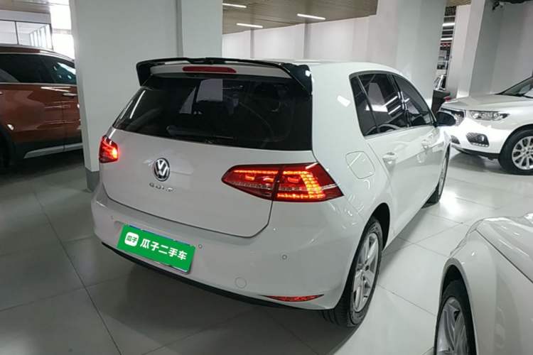 Used Volkswagen Golf 2016 1.6L Automatic Comfort Model Rear Right 45 Deg