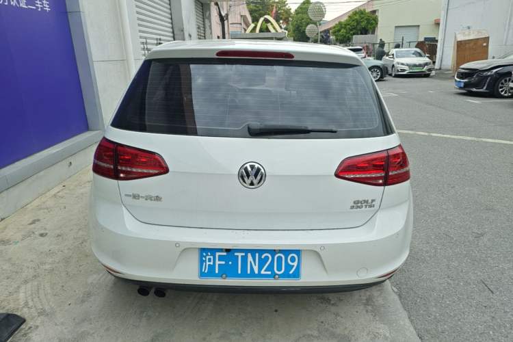 Used Volkswagen Golf 2016 230TSI Automatic Luxury Version Rear