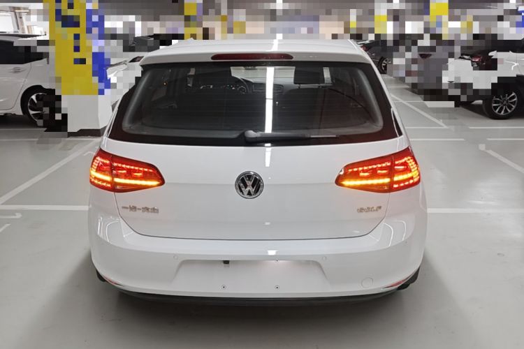 Used Volkswagen Golf 2016 1.6L Automatic Fashion Model Rear