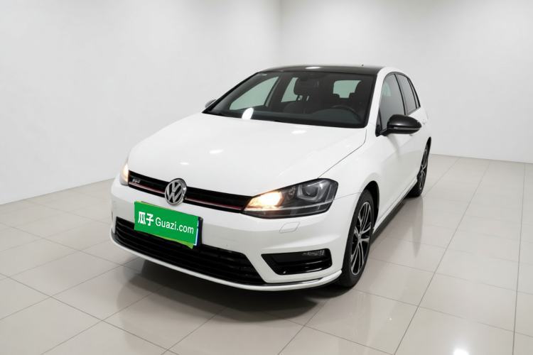 Used Volkswagen Golf 2016 1.4TSI Automatic R-Line Guazi used car, China used car export, Used car for sale, Used cars, Cheapest cars for sale