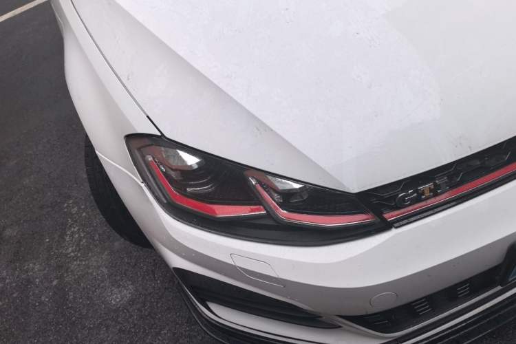 Used Volkswagen Golf 2016 1.6L Automatic Comfort Model Right Front Headlight