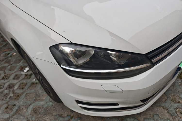 Used Volkswagen Golf 2016 1.4 TSI 25th Anniversary Edition Right Front Headlight