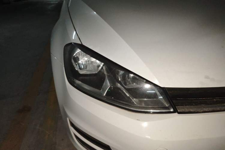 Used Volkswagen Golf 2016 230TSI Automatic Comfort Version Right Front Headlight