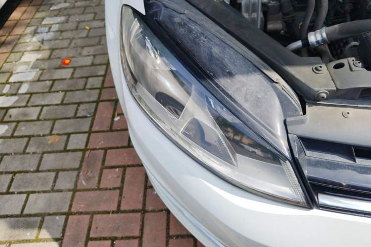 Used Volkswagen Golf 2016 230TSI Automatic Comfort Version Right Front Headlight