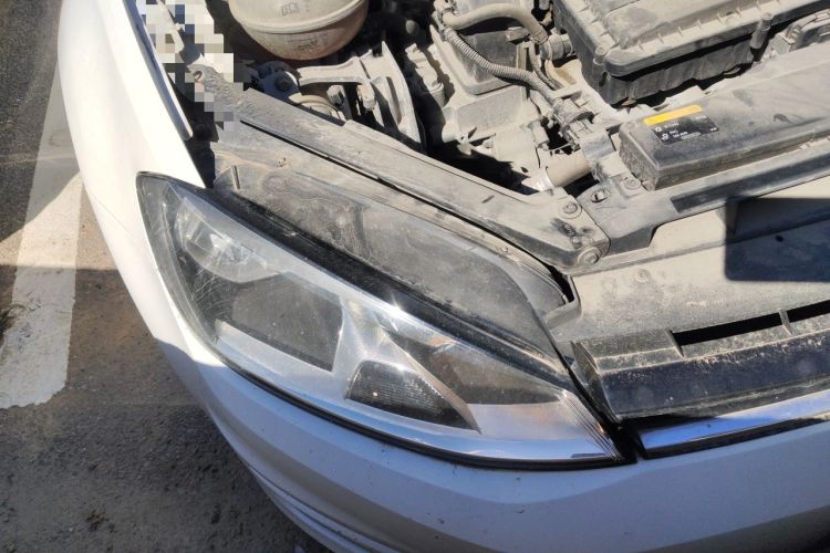 Used Volkswagen Golf 2016 1.6L Automatic Comfort Model Right Front Headlight