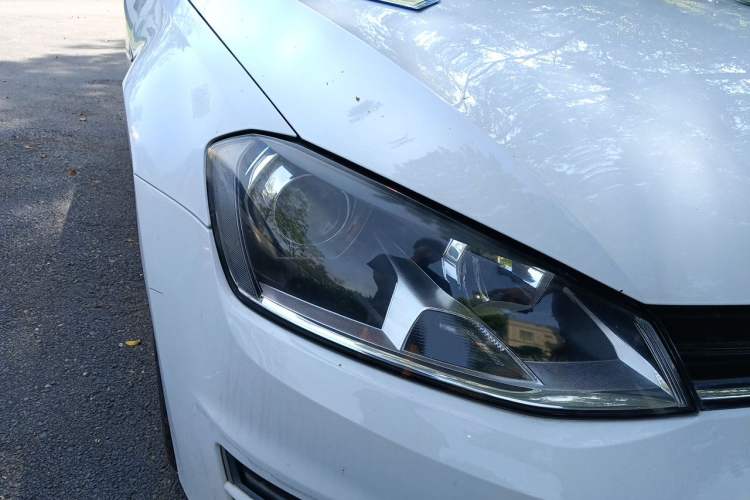 Used Volkswagen Golf 2016 230TSI Automatic Comfort Version Right Front Headlight