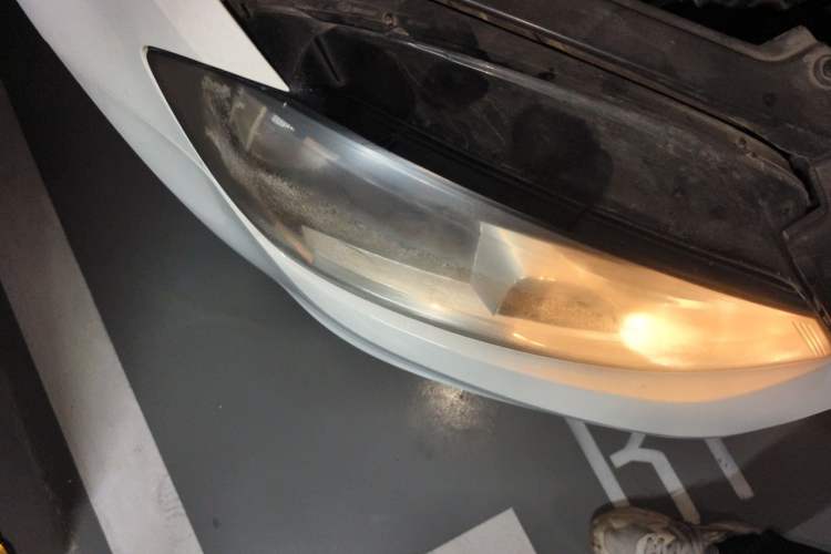 Used Volkswagen Golf 2016 1.6L Automatic Fashion Model Right Front Headlight
