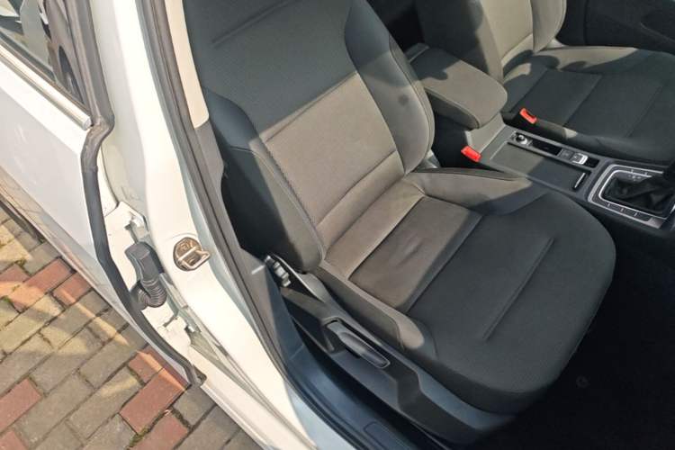 Used Volkswagen Golf 2016 230TSI Automatic Comfort Version Right Front Seat