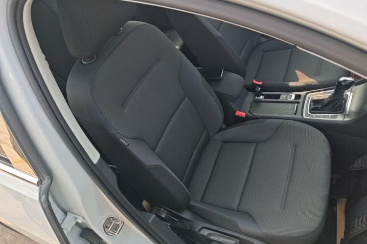 Used Volkswagen Golf 2016 230TSI Automatic Comfort Version Right Front Seat
