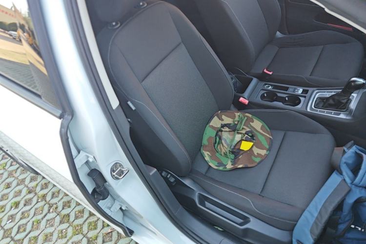 Used Volkswagen Golf 2016 1.6L Automatic Fashion Model Right Front Seat