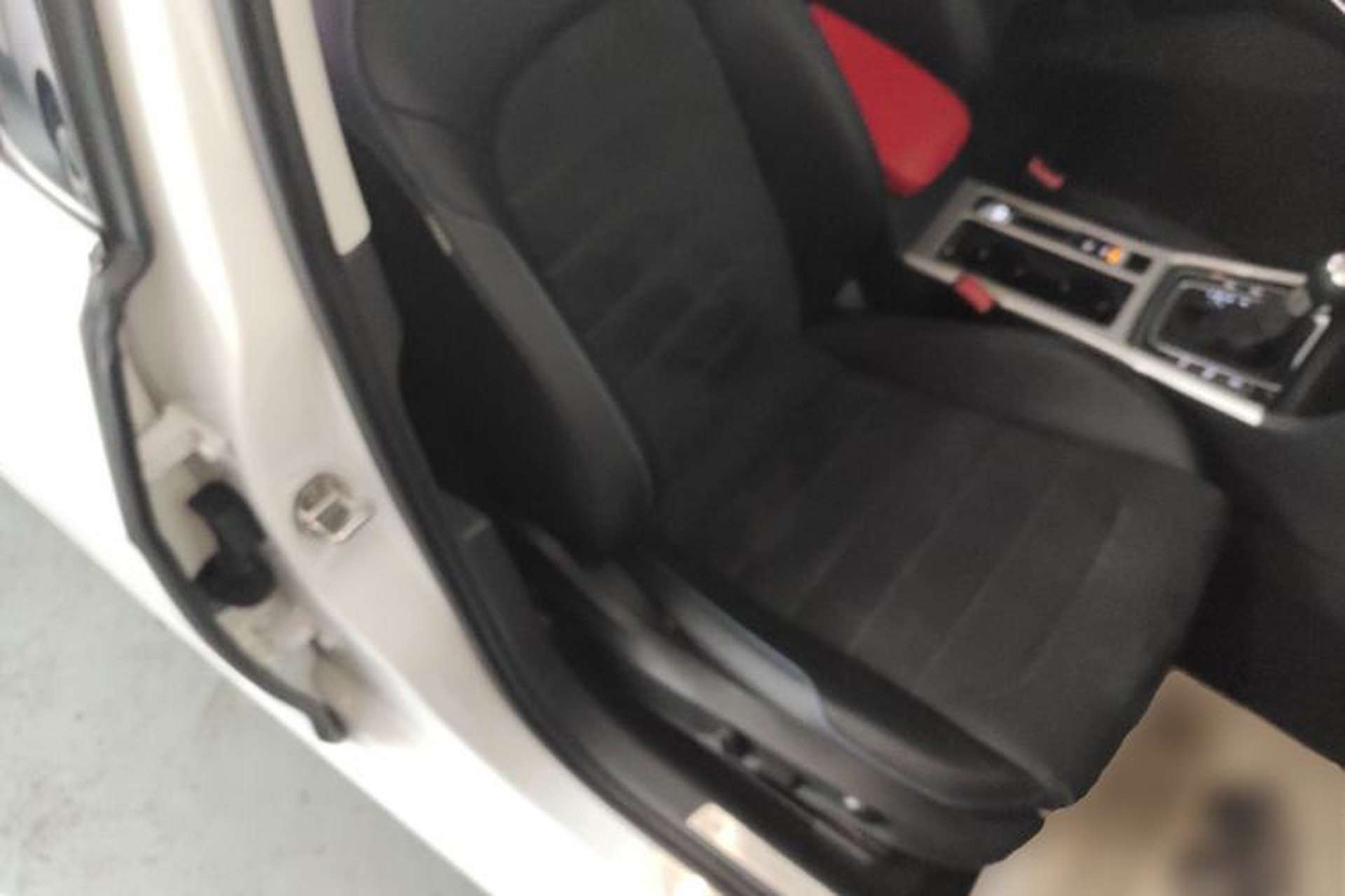 Used Volkswagen Golf 2016 230TSI Automatic Luxury Version Right Front Seat