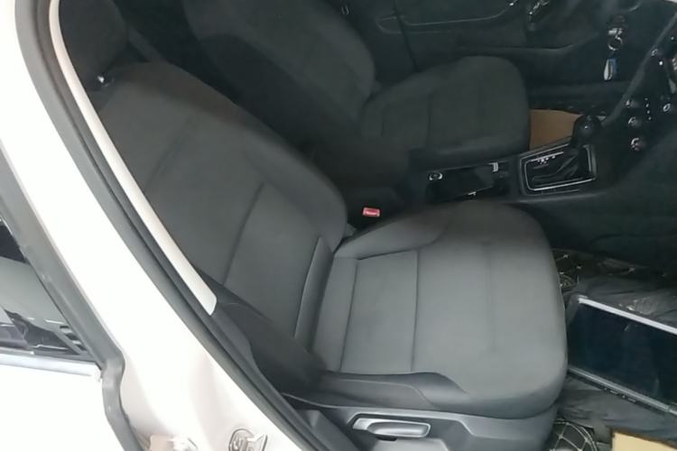 Used Volkswagen Golf 2016 1.6L Automatic Comfort Model Right Front Seat
