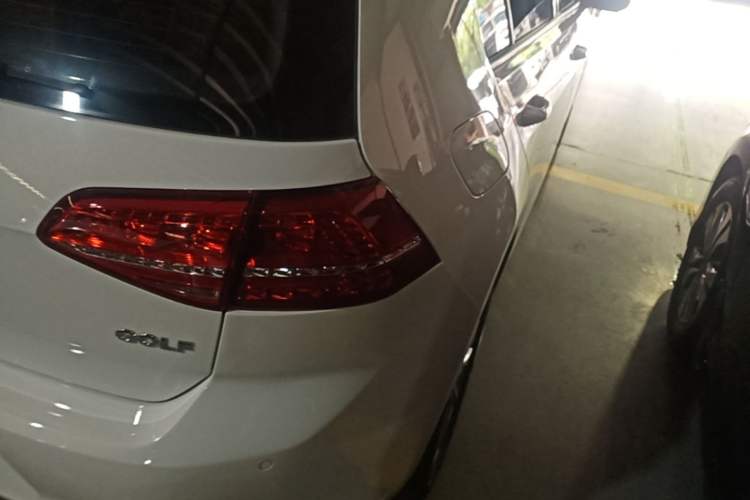Used Volkswagen Golf 2016 1.6L Automatic Fashion Model Right Rear Taillight