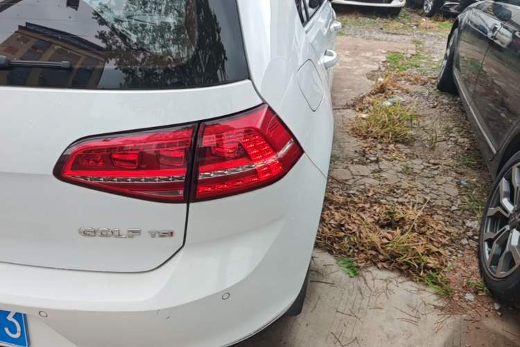 Used Volkswagen Golf 2016 230TSI Automatic Luxury Version Right Rear Taillight
