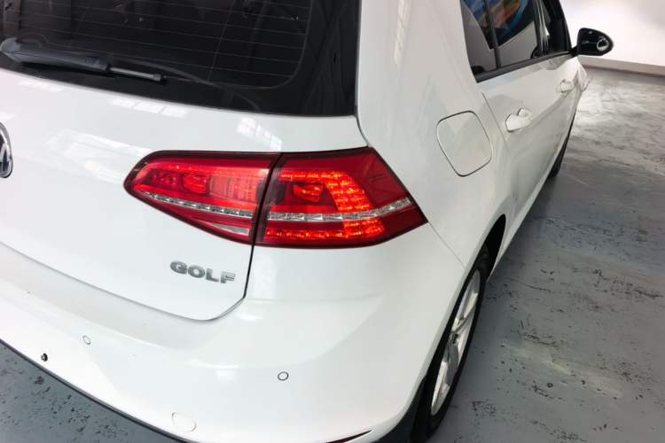 Used Volkswagen Golf 2016 1.6L Automatic Fashion Model Right Rear Taillight