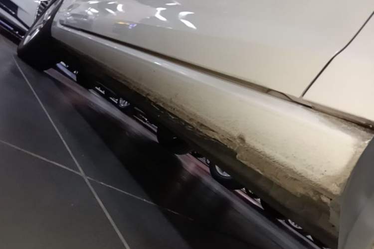 Used Volkswagen Golf 2016 230TSI Automatic Comfort Version Right Side Sill