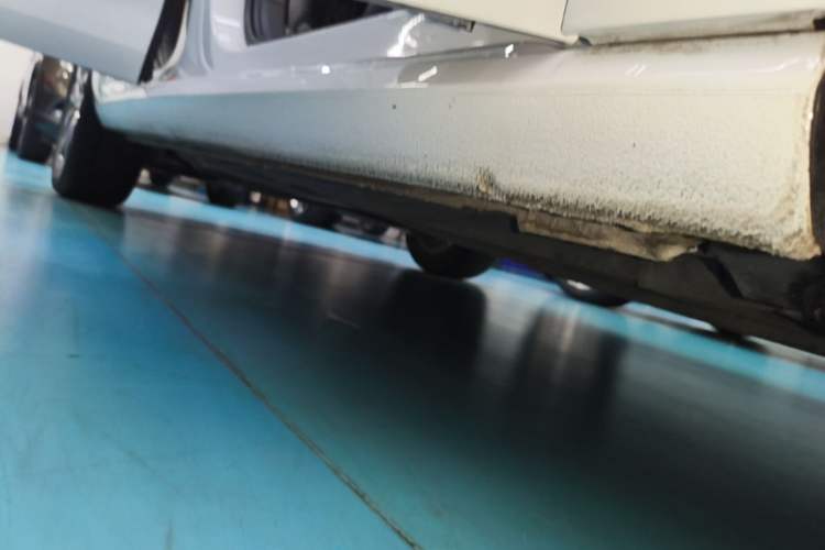 Used Volkswagen Golf 2016 230TSI Automatic Luxury Version Right Side Sill